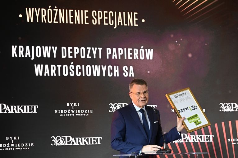 KDPW otrzymał specjalną nagrodę podczas tegorocznej Gali Byków i Niedźwiedzi „Parkietu” - KDPW